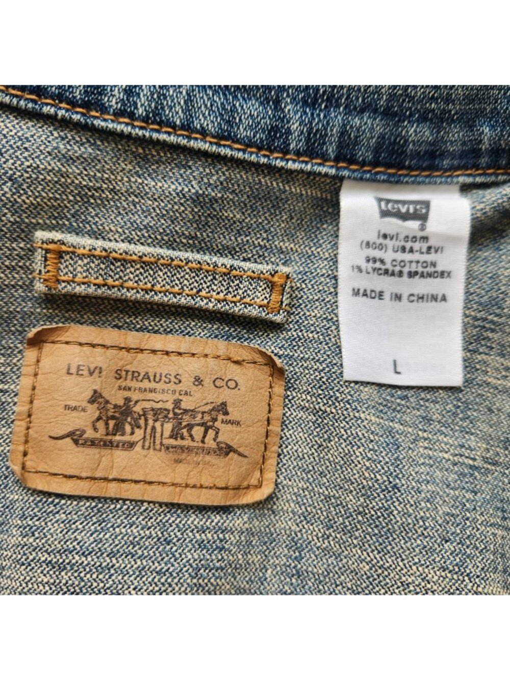 Levi's Retro Blue Denim Trucker Jacket Butterfly Print Y2K Coquette Fairy Cute - Picture 5 of 12